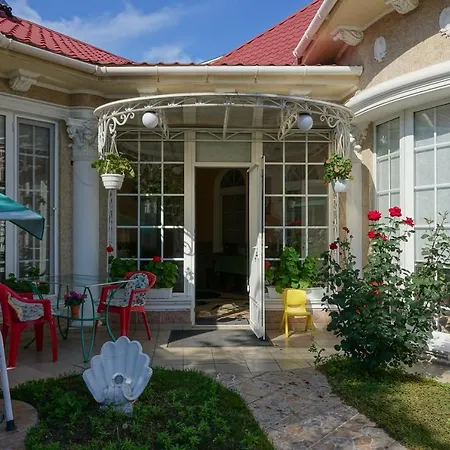 White House Apartment