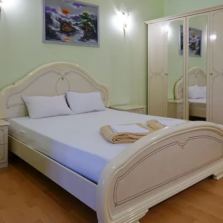 Apartment White House *