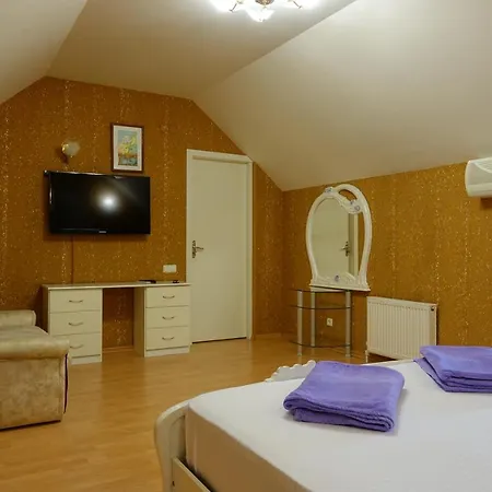 White House Apartment *