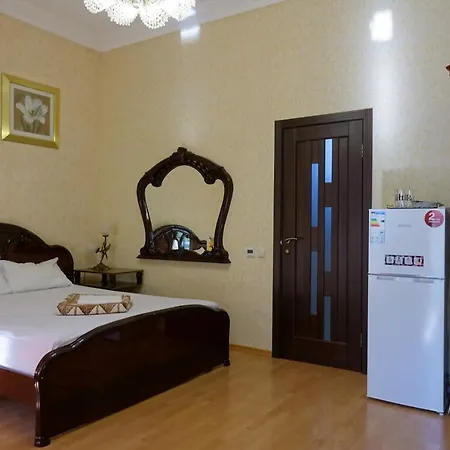 White House Apartment *