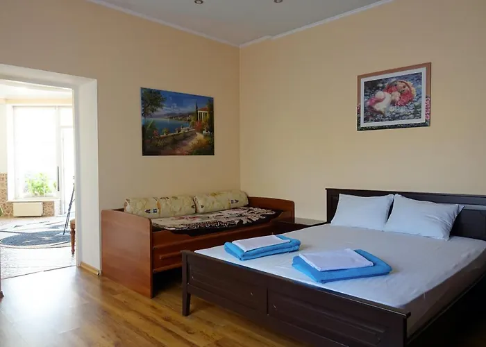 White House * Odessa