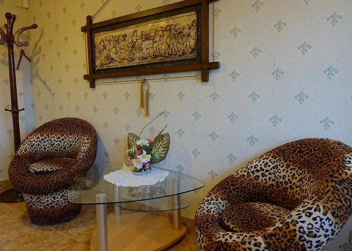 White House * Odessa