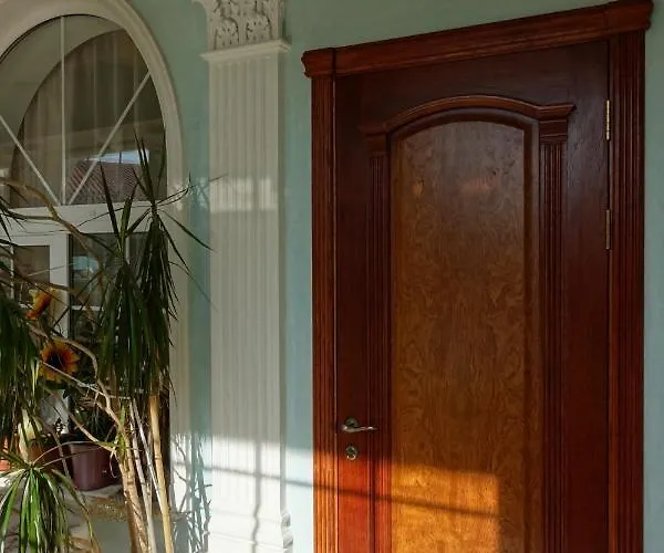 Apartman White House